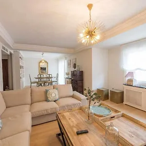 Luxe Castelar 19 , Seville Spain