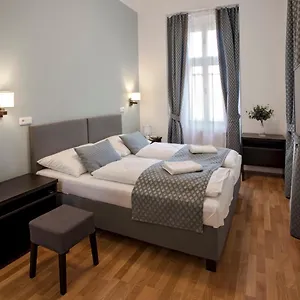 Hotell Corto Old Town